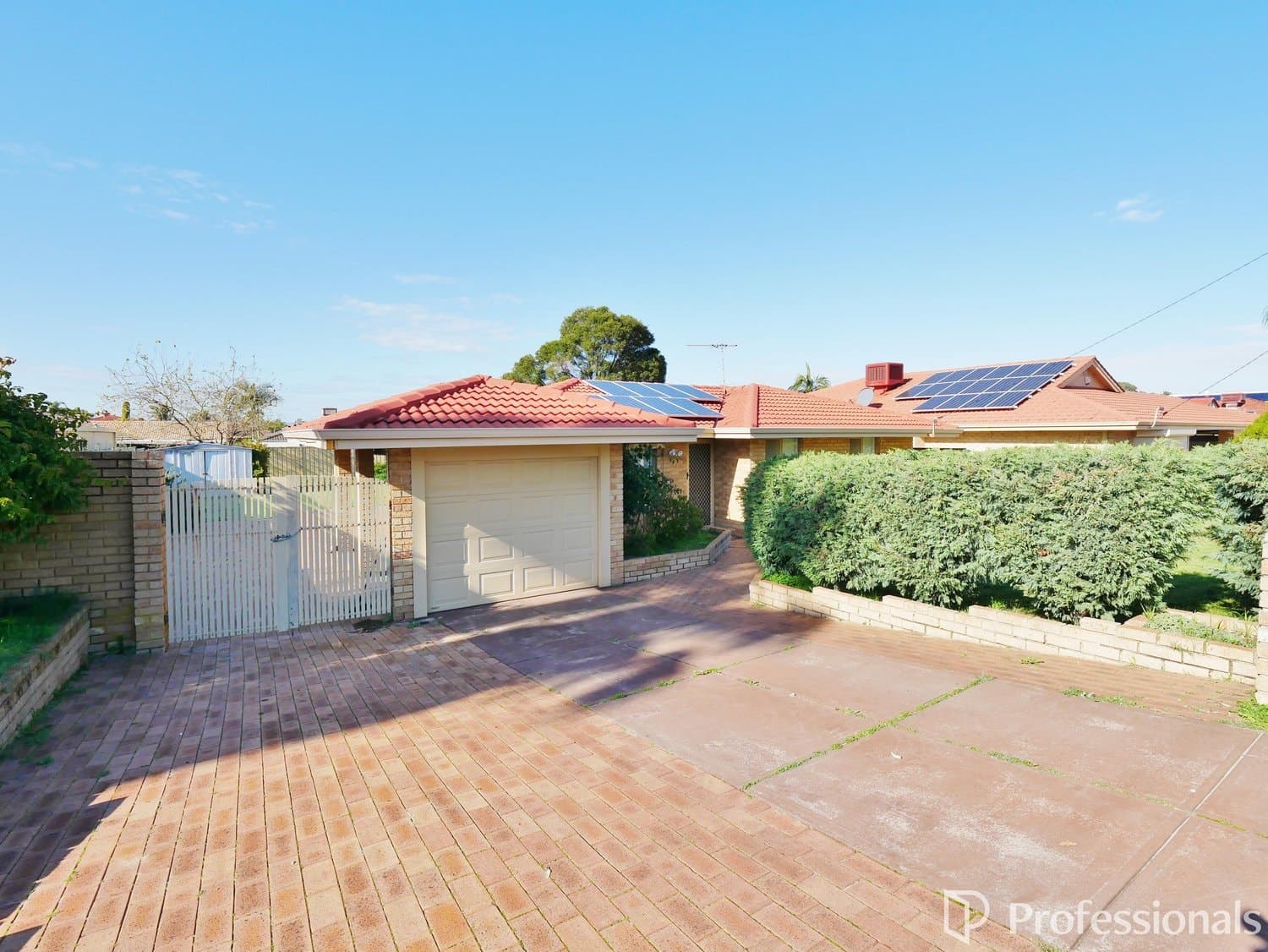 58 Ovens Road Thornlie 6108, Thornlie - Image 1
