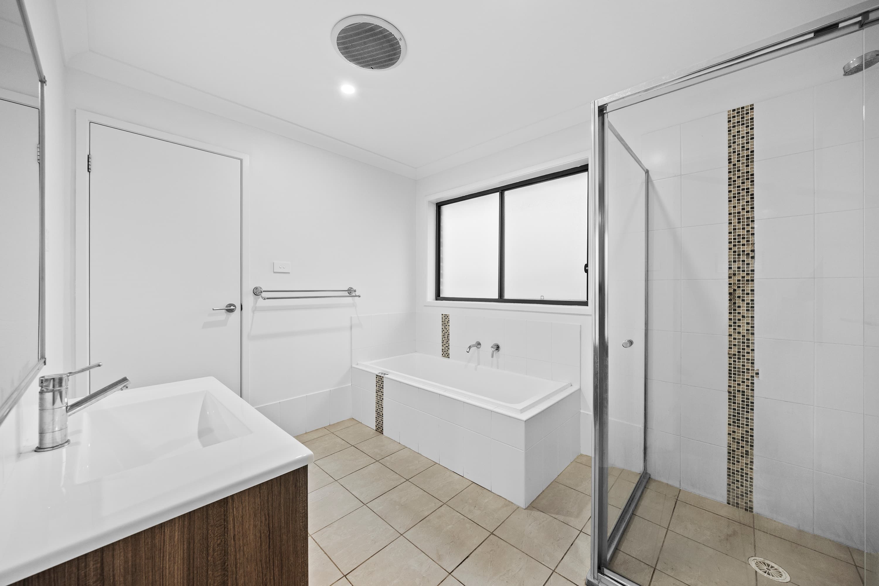 20 Maxim Drive, Edmondson Park, NSW 2174, Edmondson Park - Thumbnail 7