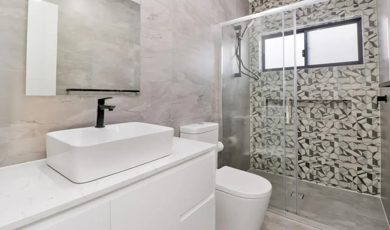 64A Johnson Avenue, Seven Hills - Thumbnail 4