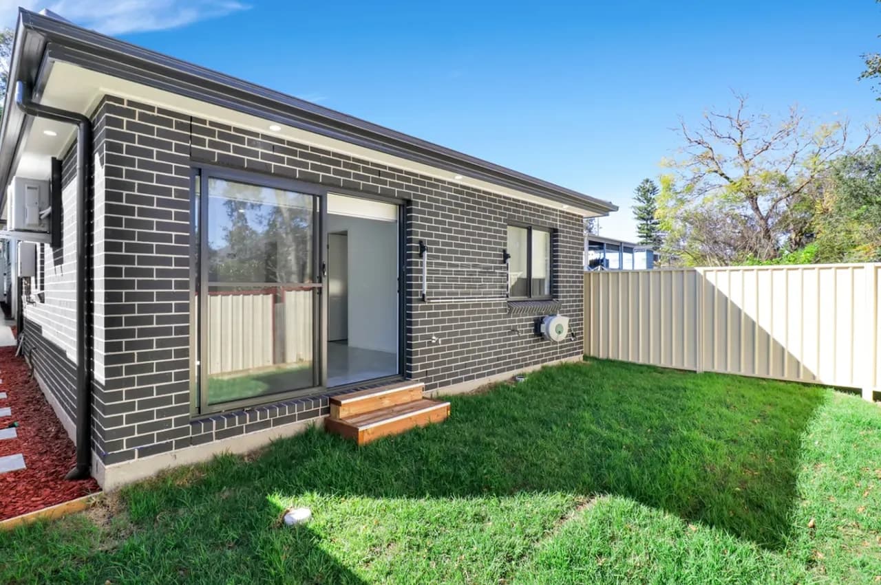 64A Johnson Avenue, Seven Hills - Thumbnail 5