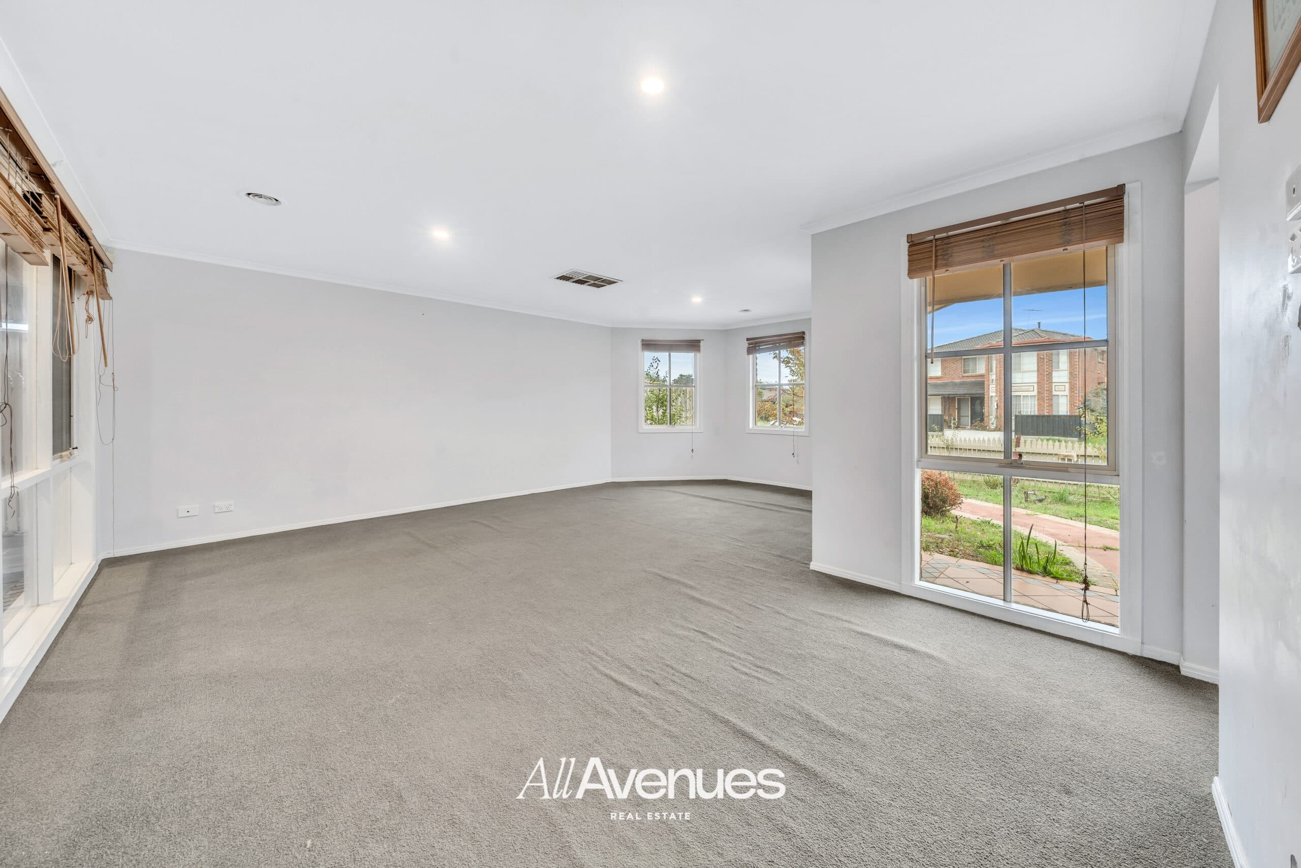 16 Meredith Cl, Narre Warren South - Thumbnail 2