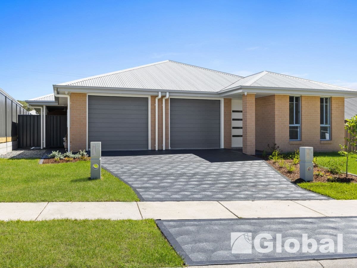 1/13 Silver Gum Circuit, Edgeworth, Edgeworth - Image 1