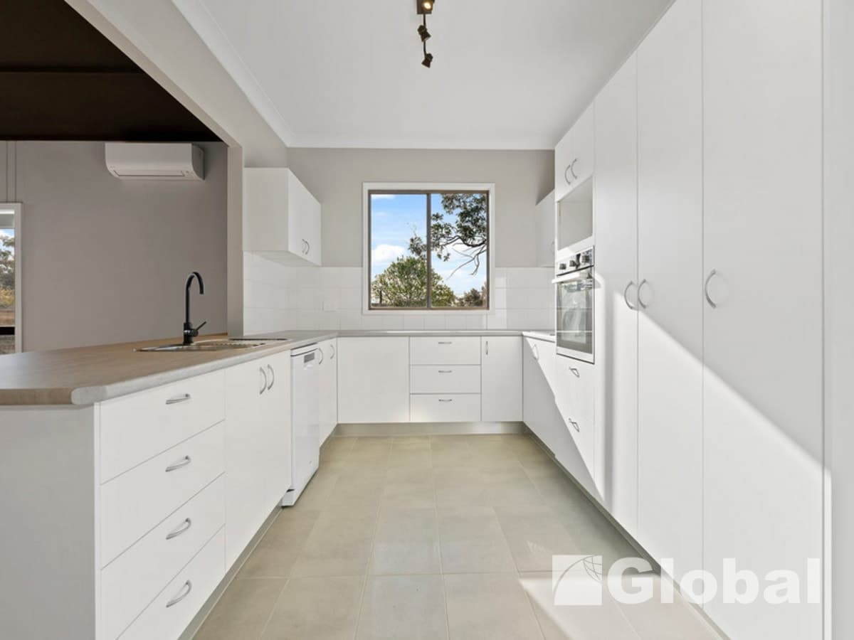 21 Panorama Parade, Warners Bay, Warners Bay - Thumbnail 2