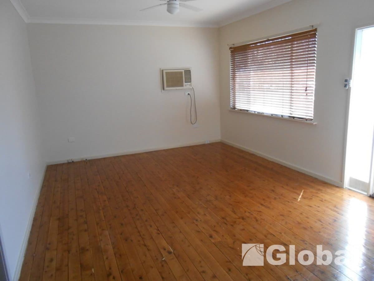 346 Sandgate Road, SHORTLAND, Shortland - Thumbnail 3