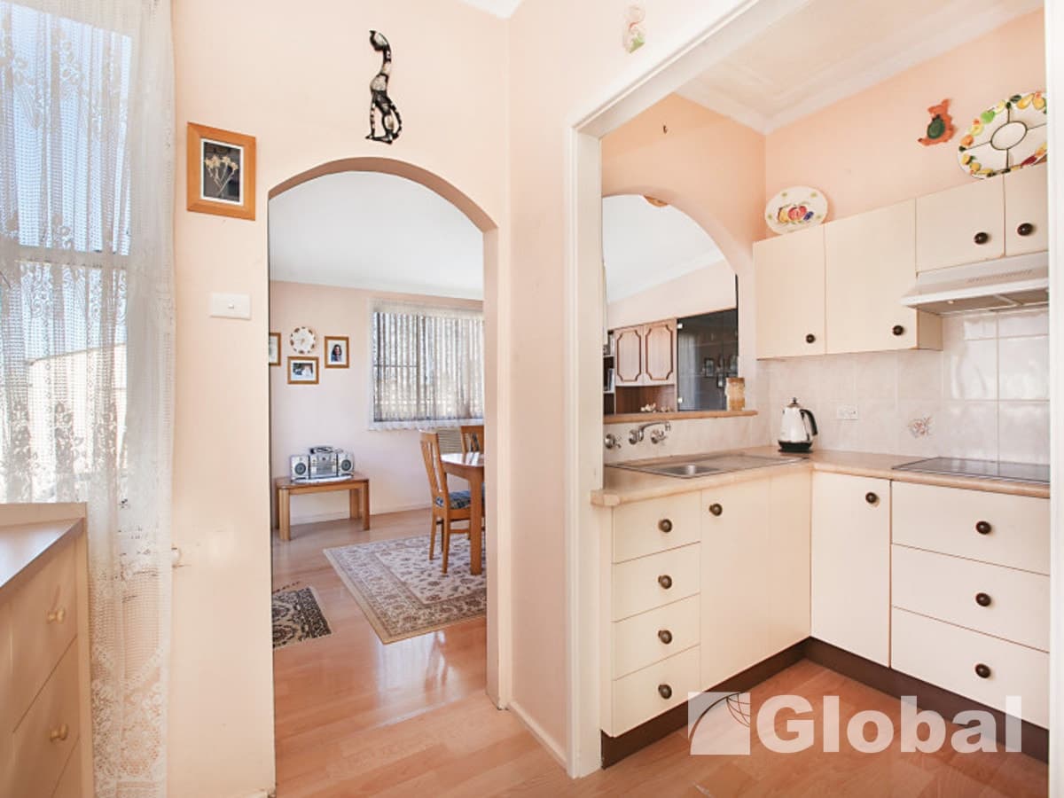 27 Walker Street, WARNERS BAY, Warners Bay - Thumbnail 2