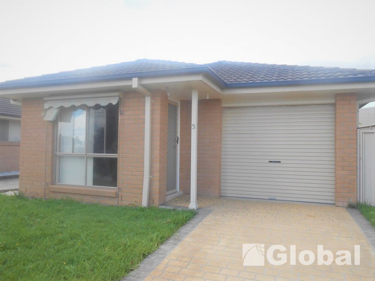 5/3 Lovell Parade, Shortland, Shortland - Image 1