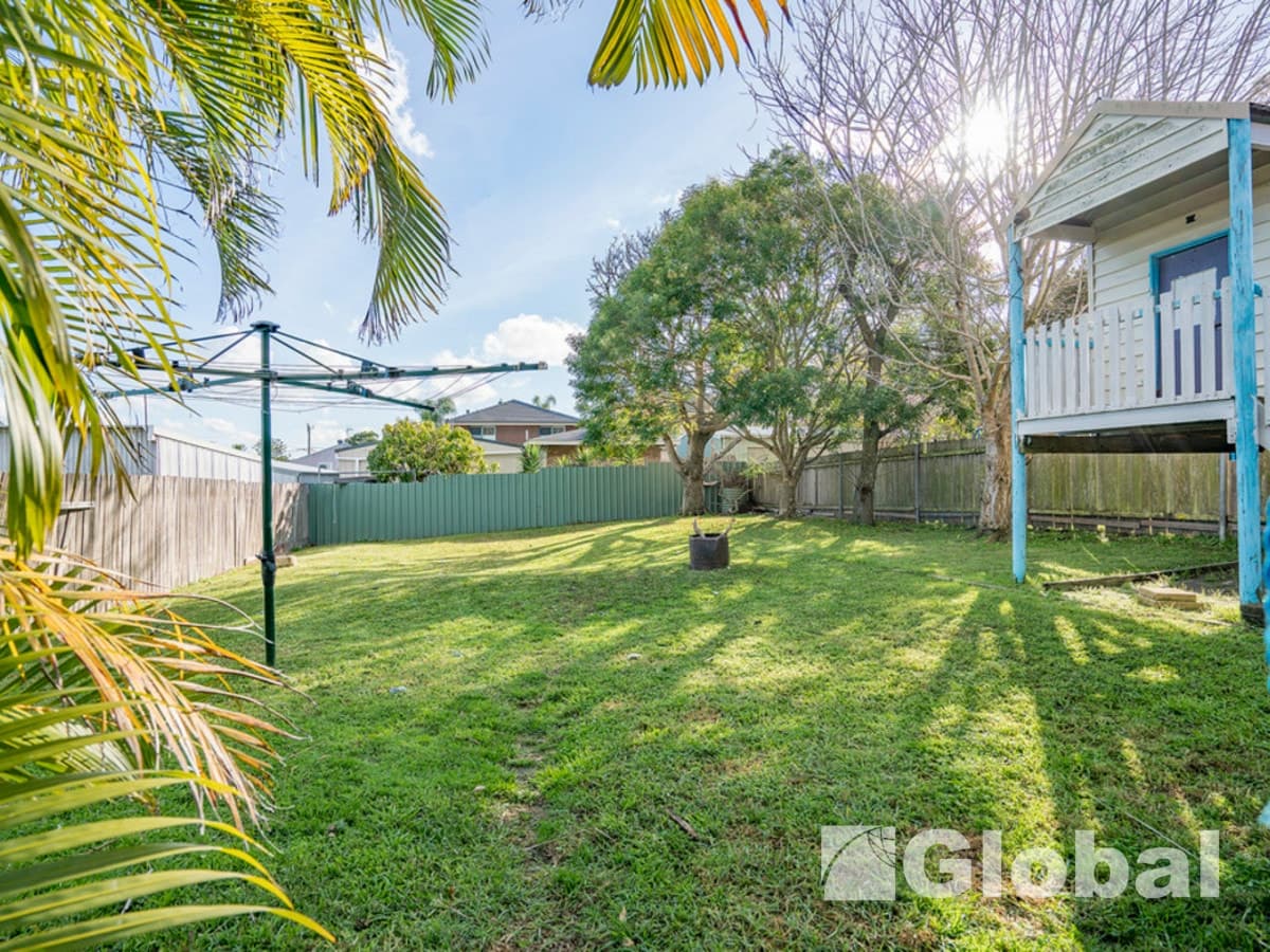 43 Vista Parade, Belmont, Belmont - Thumbnail 6
