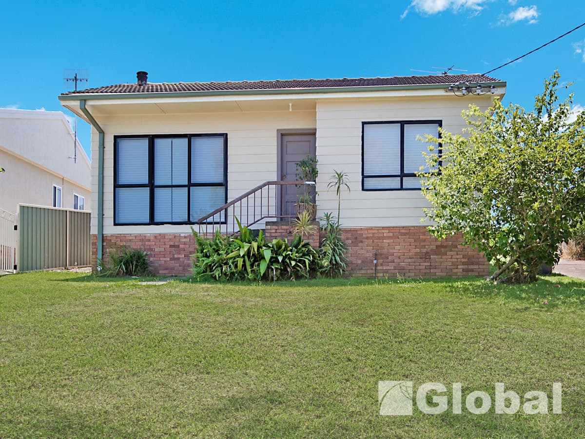 15 Master Street, Belmont North, Belmont North - Image 1