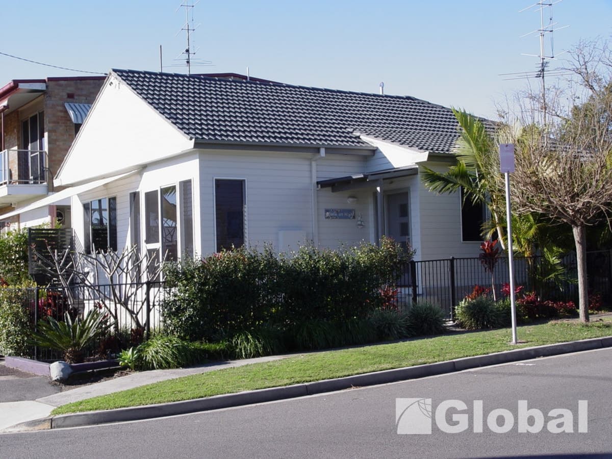 26 High Street, Belmont, Belmont - Thumbnail 3