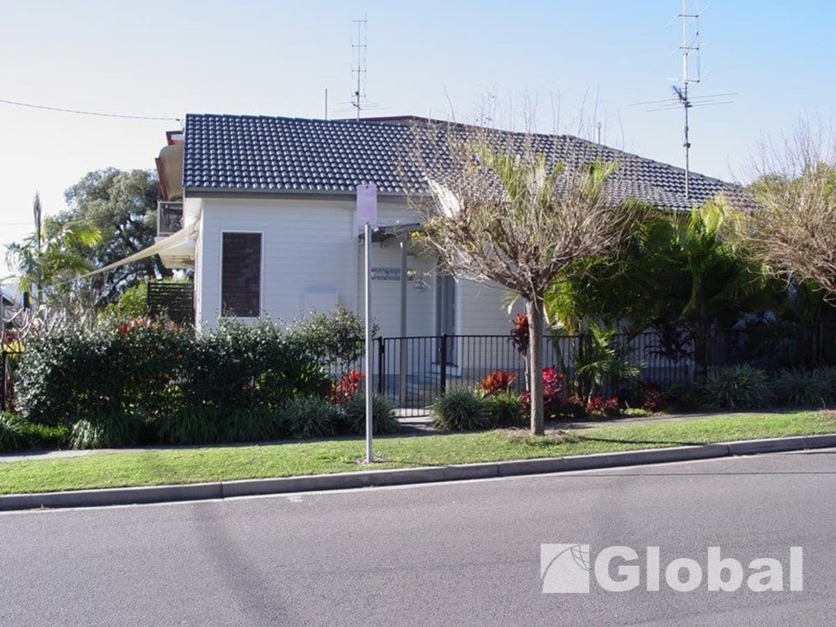 26 High Street, Belmont, Belmont - Thumbnail 8