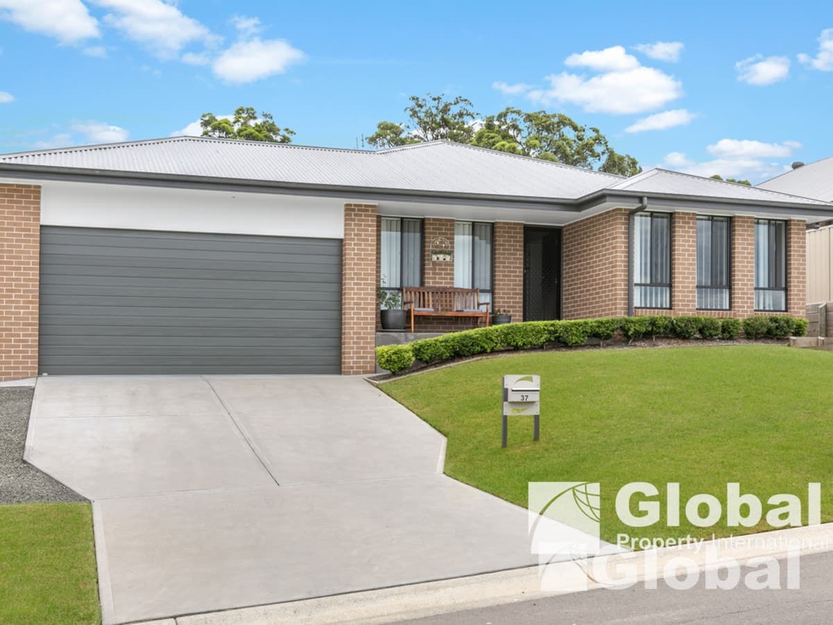 37 Cedars Cutters Crescent, Cooranbong, Cooranbong - Image 1