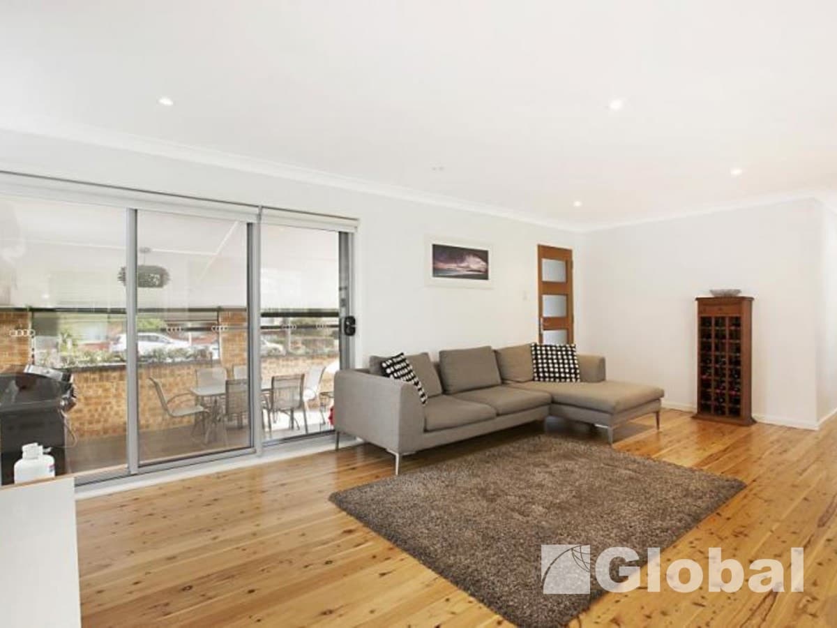 10 Beecroft Street, WARNERS BAY, Warners Bay - Thumbnail 3