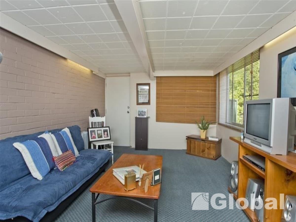 4 Lisa Avenue, WARNERS BAY, Warners Bay - Thumbnail 3