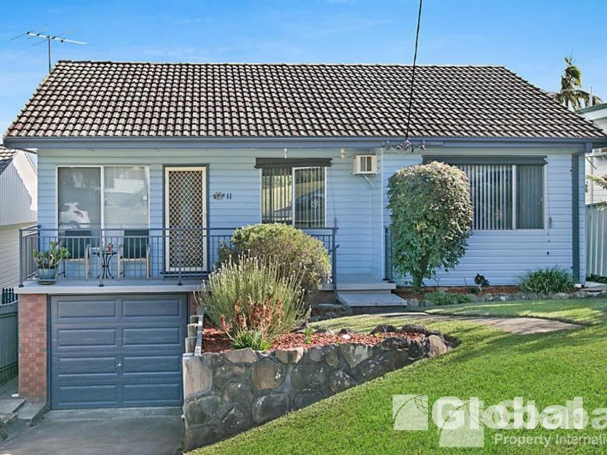 11 Davis Street, SPEERS POINT, Speers Point - Image 1