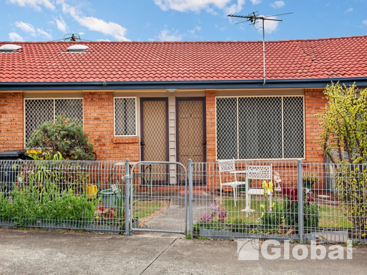 2/5 Davies Parade, MOUNT HUTTON, Mount Hutton - Image 1