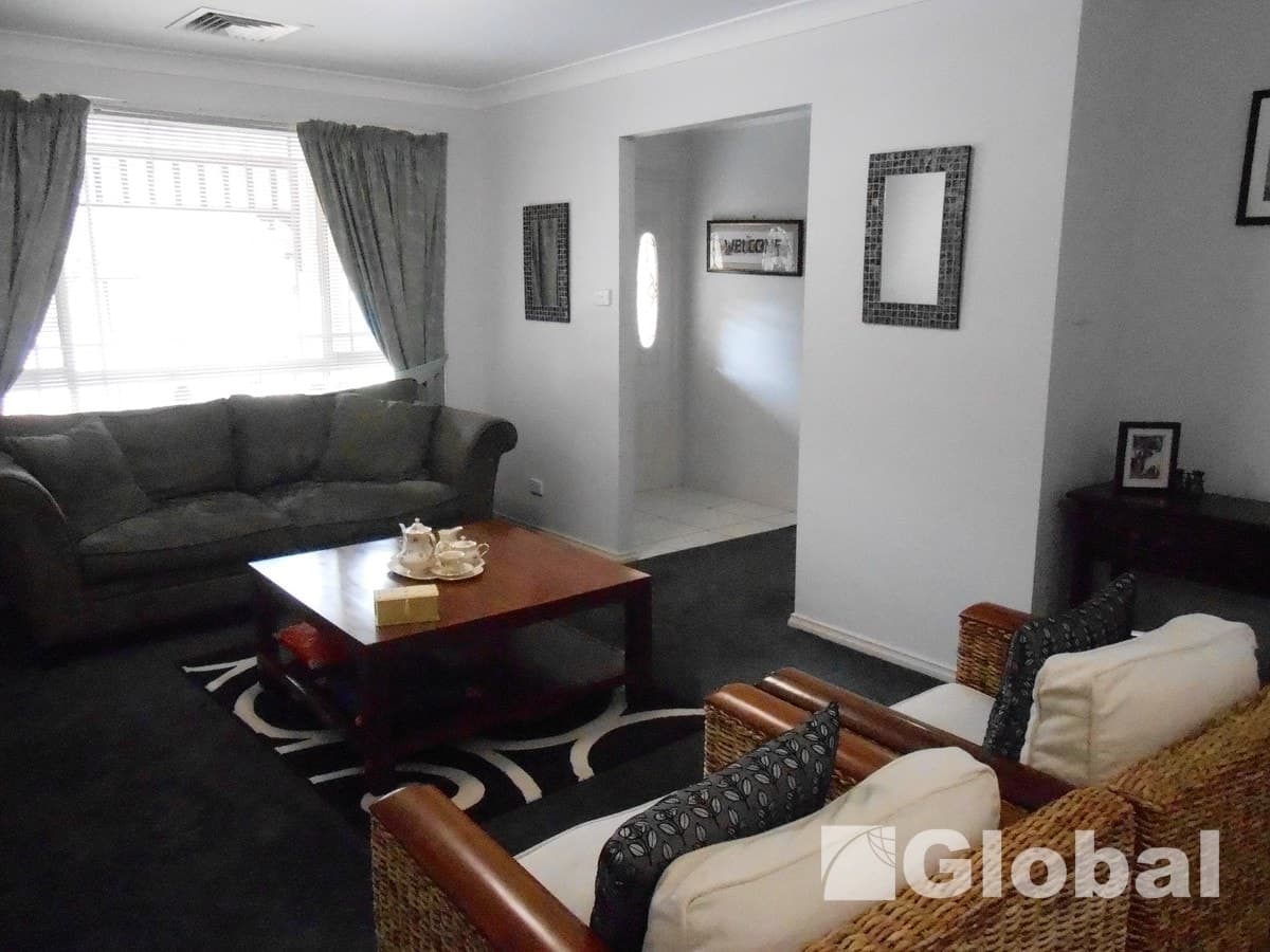 4 Moani Street, ELEEBANA, Eleebana - Thumbnail 3