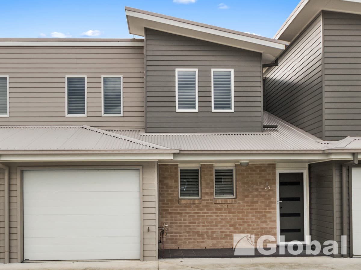 4/49 Lurnea Cresent, Valentine, Valentine - Image 1