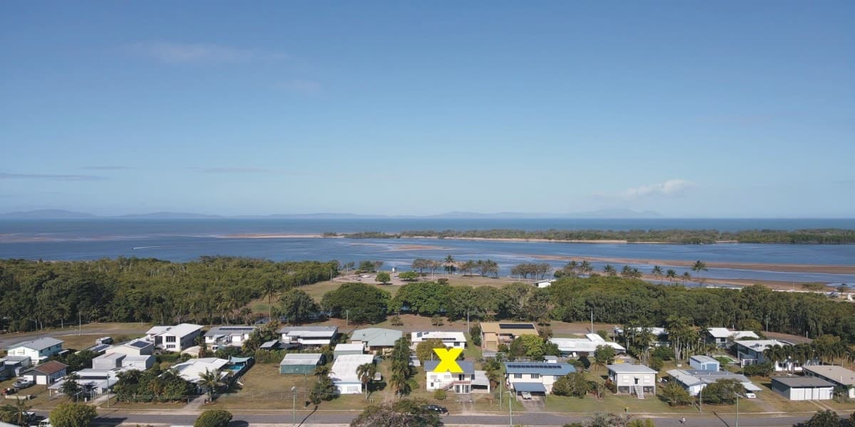 10 Salmon Street, Taylors Beach, QLD, Taylors Beach - Thumbnail 2