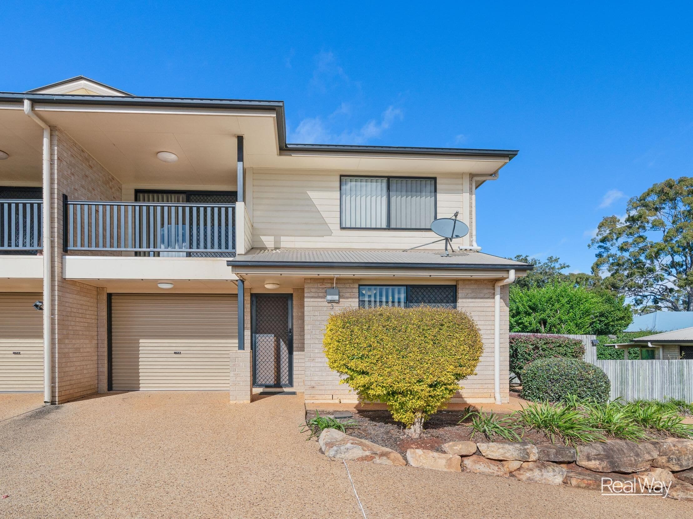 3 / 312A Hume Street, Centenary Heights QLD 4350, Centenary Heights - Thumbnail 2