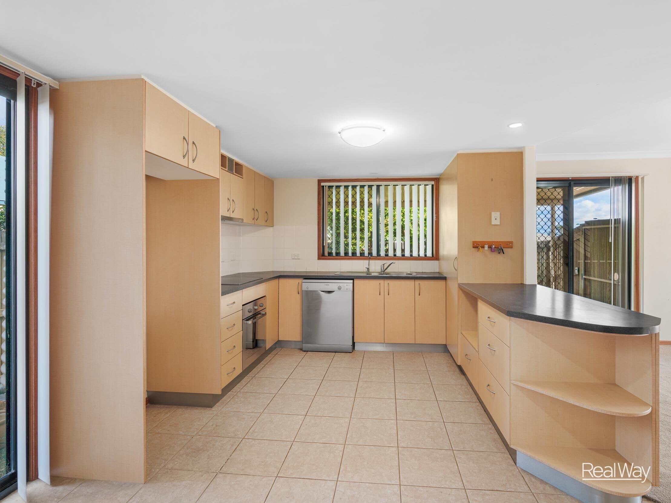 3 / 312A Hume Street, Centenary Heights QLD 4350, Centenary Heights - Thumbnail 3