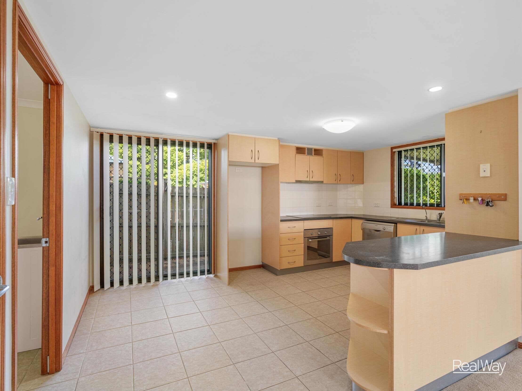 3 / 312A Hume Street, Centenary Heights QLD 4350, Centenary Heights - Thumbnail 4