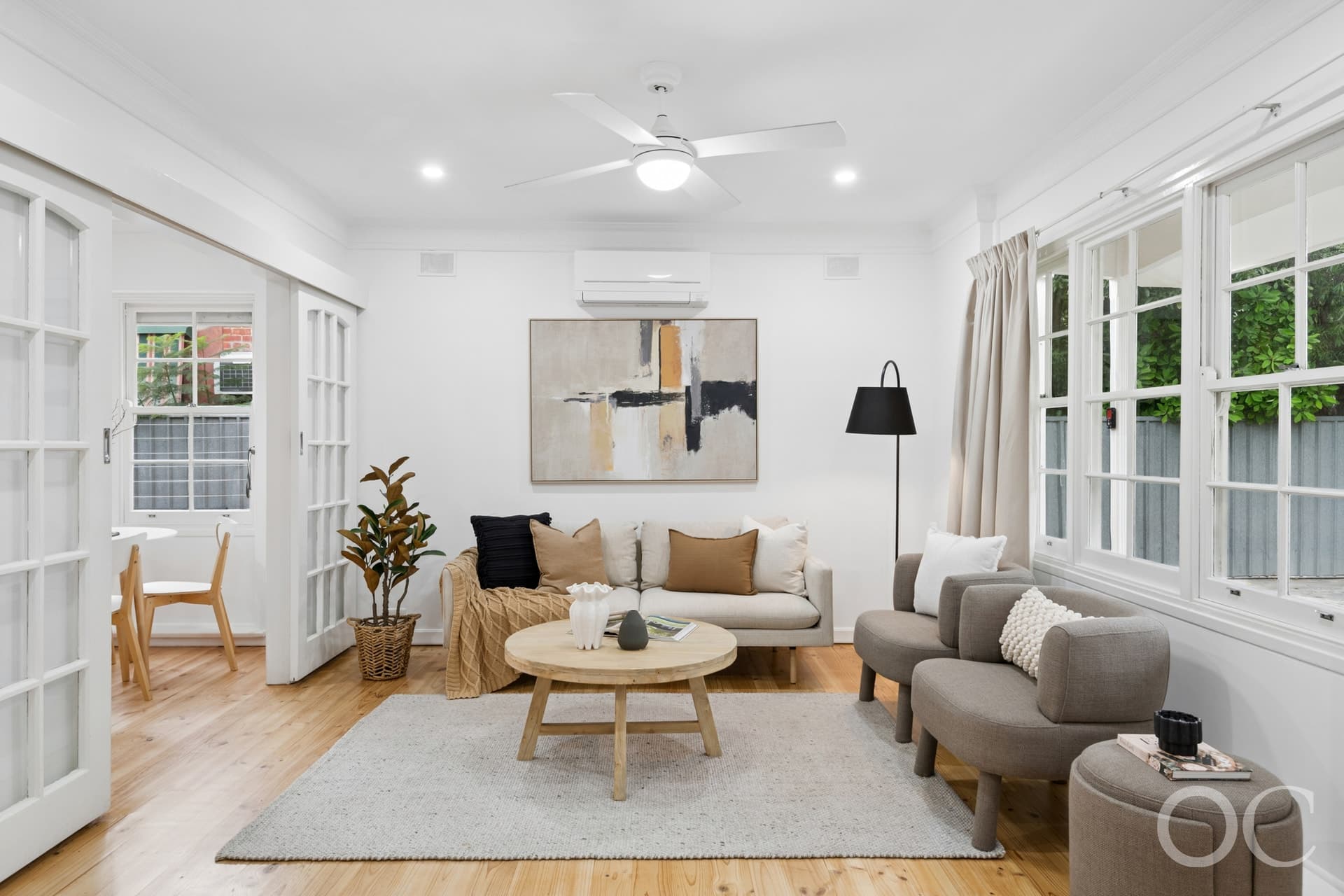 1/32 Addison Road, Black Forest - Image 1