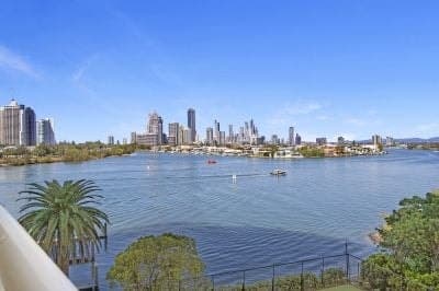 LUXURY RIVERFRONT OWNER DOWNSIZING OPEN TO ALL OFFERS QLD, Luxury Riverfront Owner Downsizing Open To All Offers - Thumbnail 4