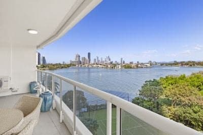 LUXURY RIVERFRONT OWNER DOWNSIZING OPEN TO ALL OFFERS QLD, Luxury Riverfront Owner Downsizing Open To All Offers - Thumbnail 6