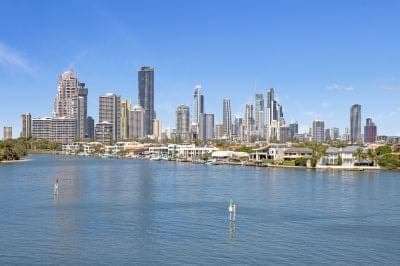 LUXURY RIVERFRONT OWNER DOWNSIZING OPEN TO ALL OFFERS QLD, Luxury Riverfront Owner Downsizing Open To All Offers - Thumbnail 8