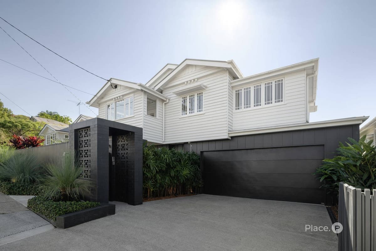 18 Pelham Street, Coorparoo - Image 1