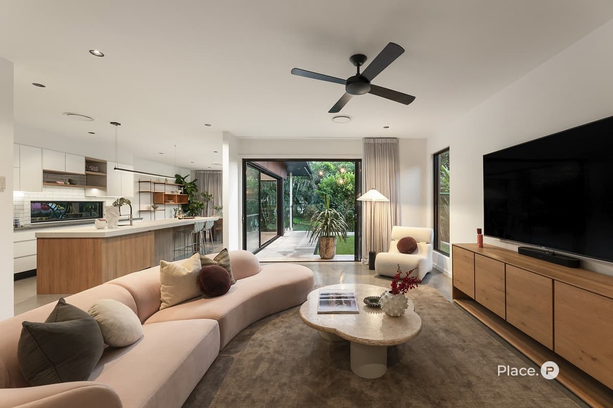 18 Pelham Street, Coorparoo - Thumbnail 3