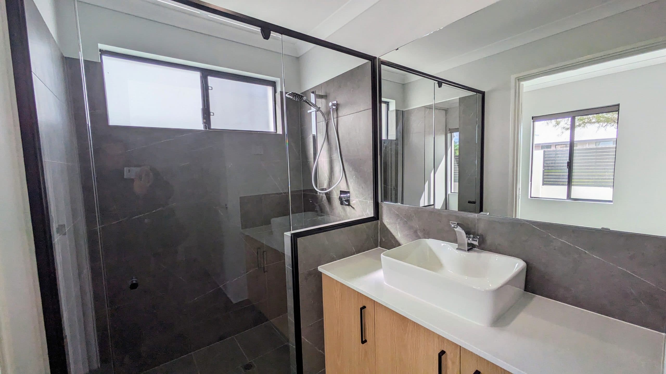 2/101 Hamilton Street, CANNINGTON  WA  6107, Cannington - Thumbnail 8