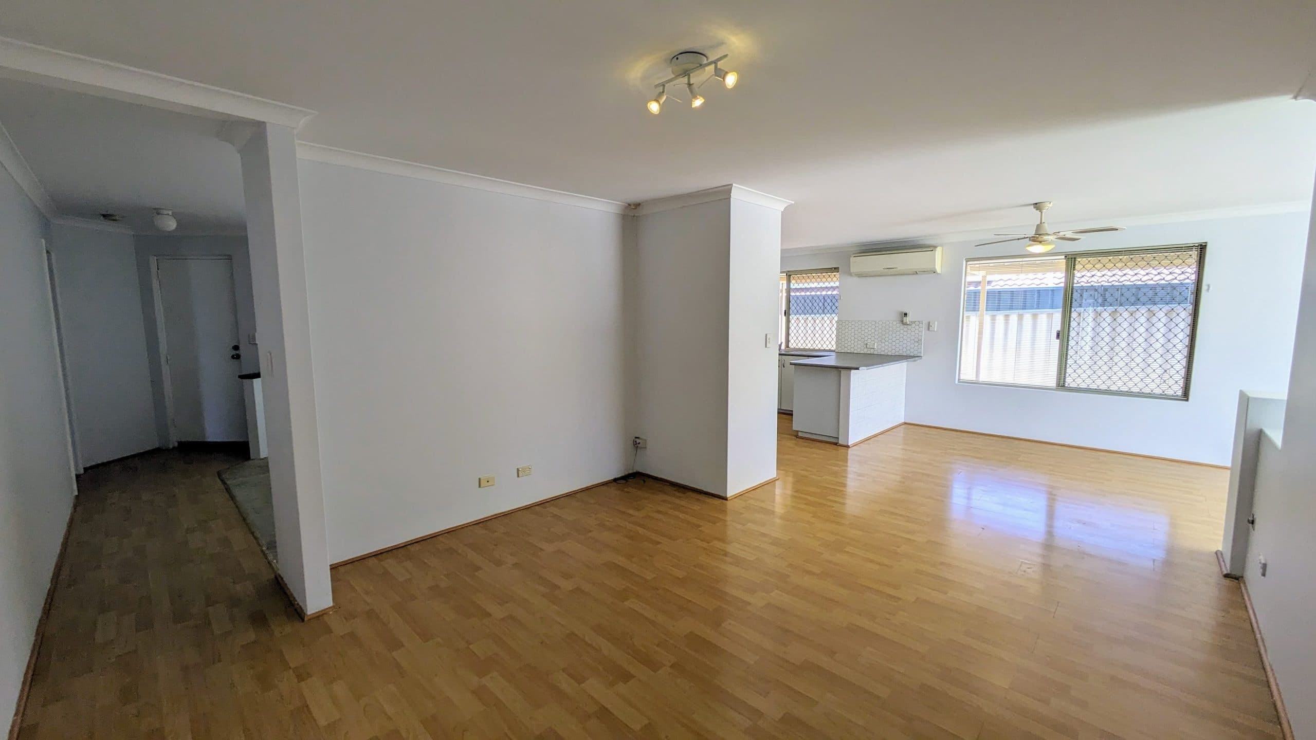48 Christian Circle, QUINNS ROCKS  WA  6030, Quinns Rocks - Thumbnail 5