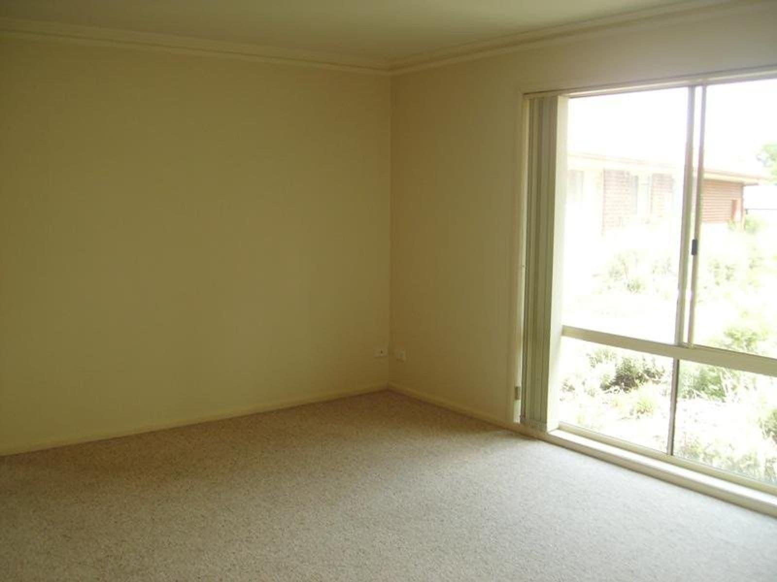 4 Commins Place, Flora Hill VIC 3550, Flora Hill - Thumbnail 4
