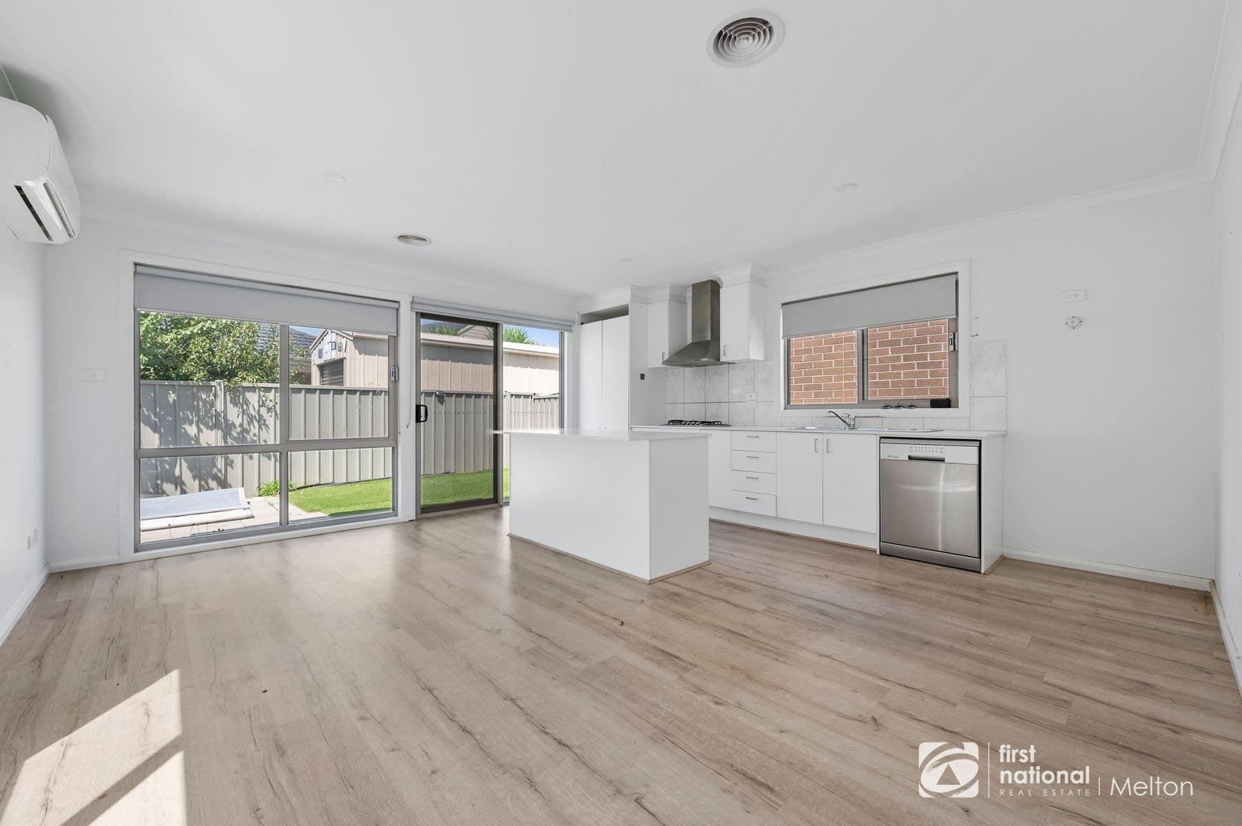 28 Parkleigh Drive, Kurunjang VIC 3337, Kurunjang - Thumbnail 2