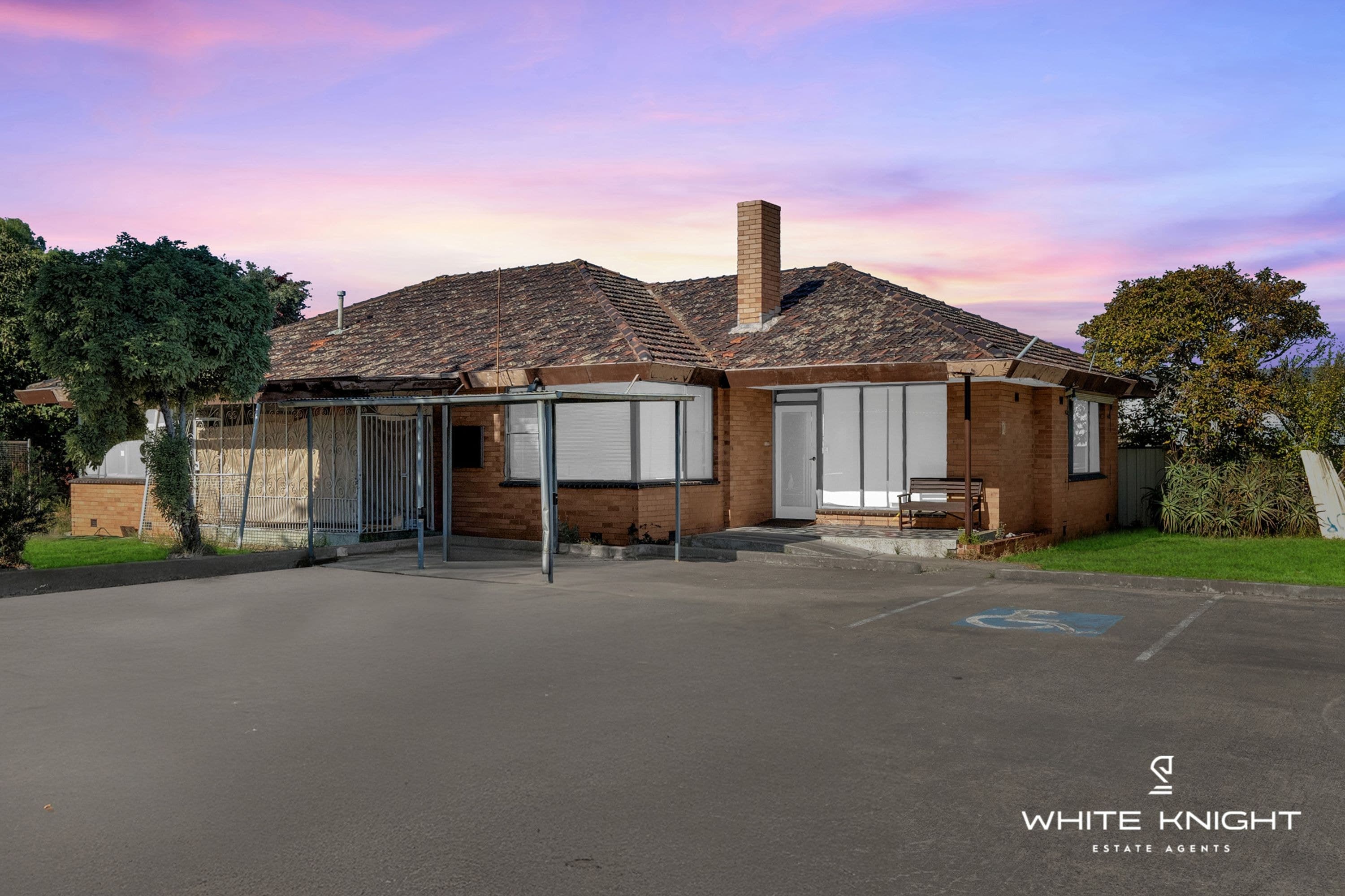2-4 Collins St, St Albans VIC 3021, St Albans - Image 1