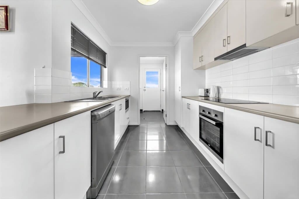 11 Baker Street, Bowen - Thumbnail 3