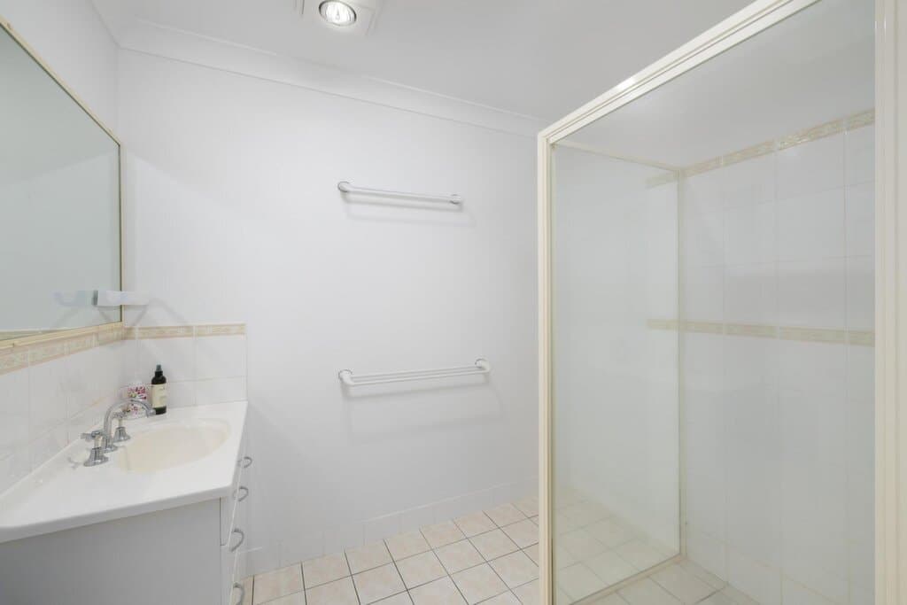2/33 Oswald Street, Allenstown - Thumbnail 6