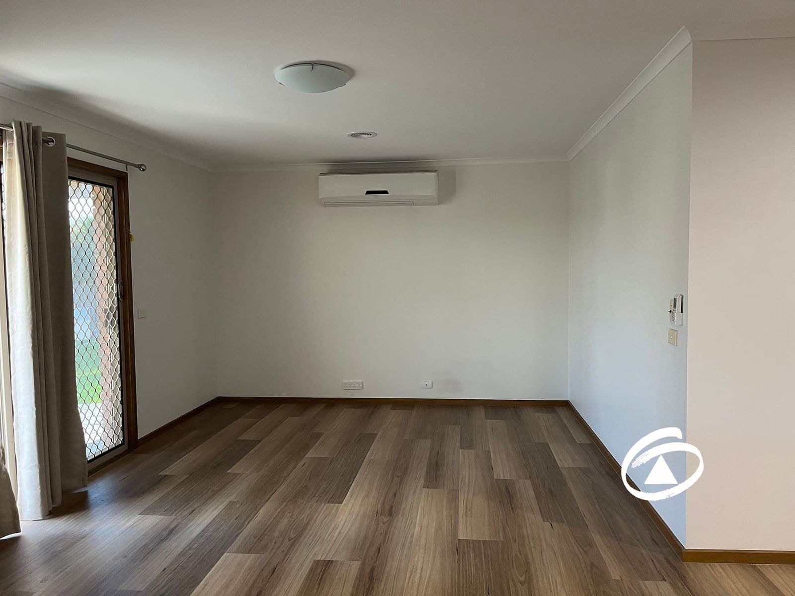 54 Pentland Drive, Narre Warren VIC 3805, Narre Warren - Thumbnail 4