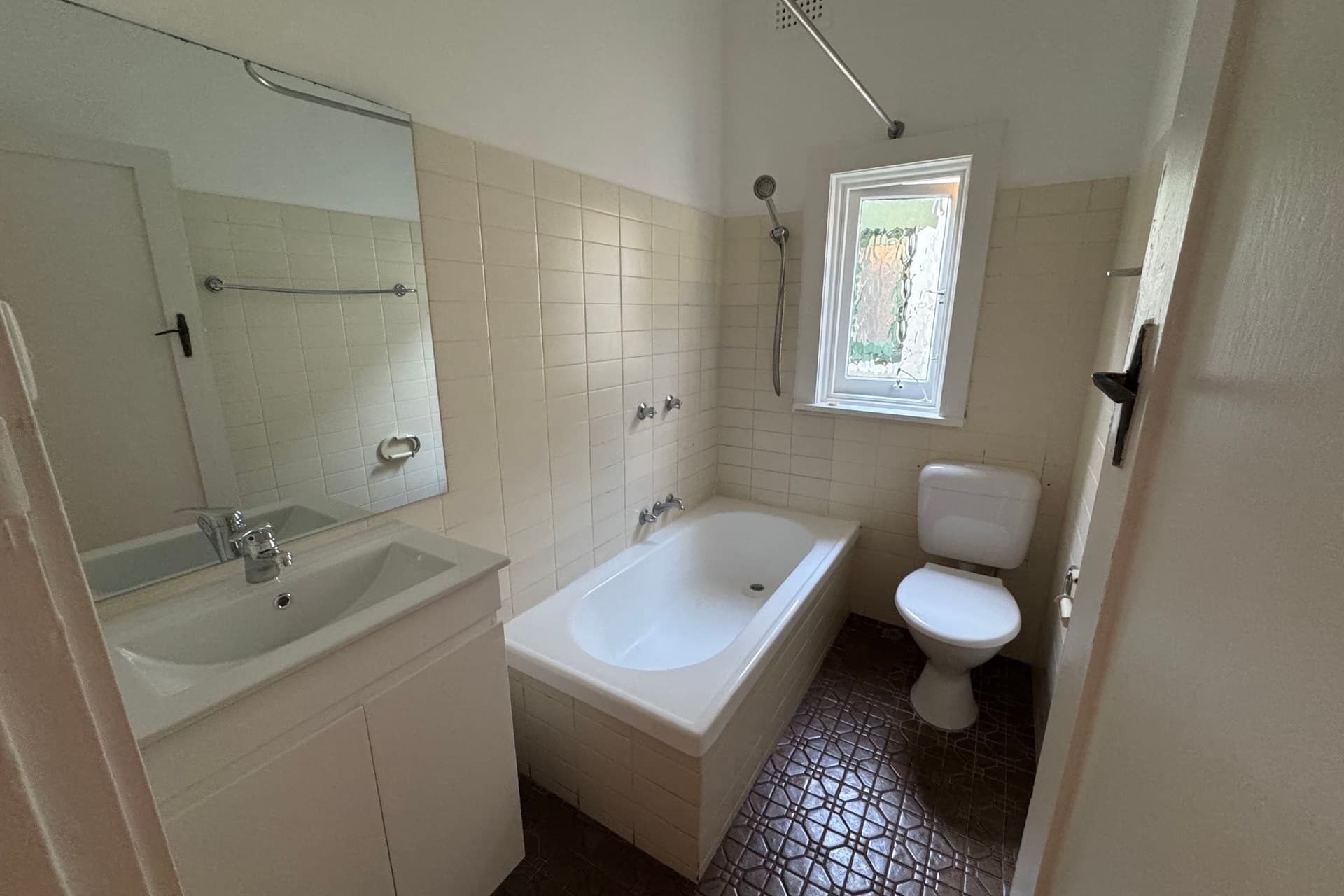 6/21 Sir Thomas Mitchell Road, Bondi Beach, Bondi Beach - Thumbnail 2