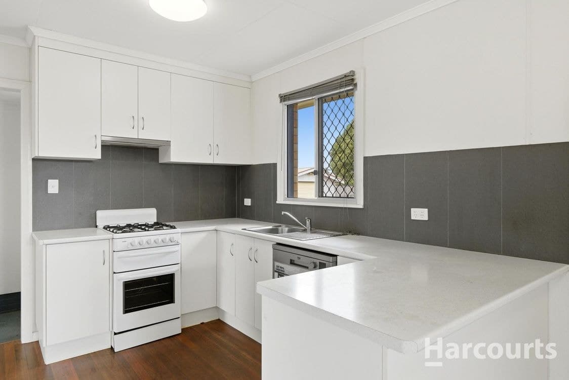 38 TARAKAN ST, SVENSSON HEIGHTS, QLD, 4670, Svensson Heights - Thumbnail 2