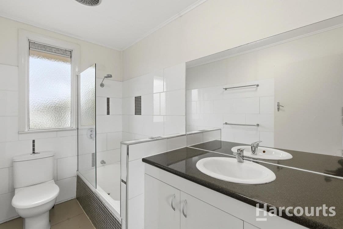 38 TARAKAN ST, SVENSSON HEIGHTS, QLD, 4670, Svensson Heights - Thumbnail 3