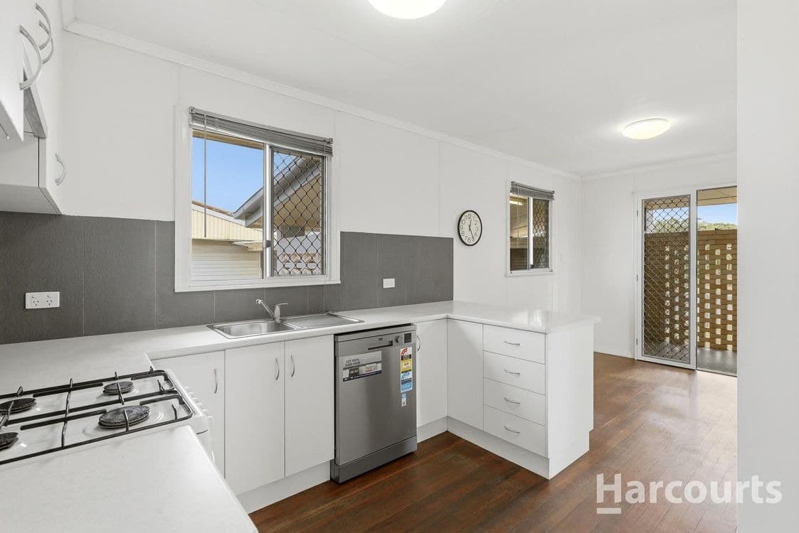 38 TARAKAN ST, SVENSSON HEIGHTS, QLD, 4670, Svensson Heights - Thumbnail 4