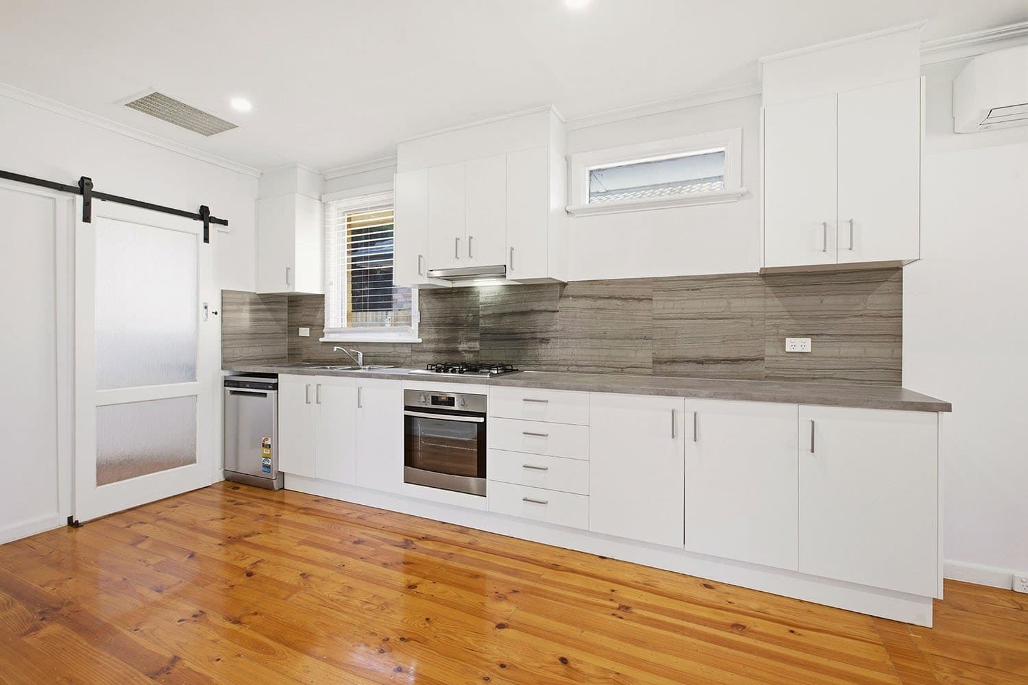 1/18 Rigby Avenue, Carnegie, Carnegie - Thumbnail 4