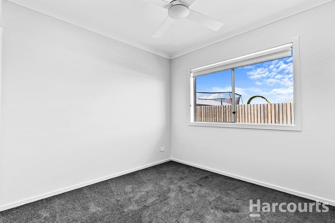 22 Cherry Venture Drive, ELI WATERS, QLD, 4655, Eli Waters - Thumbnail 8