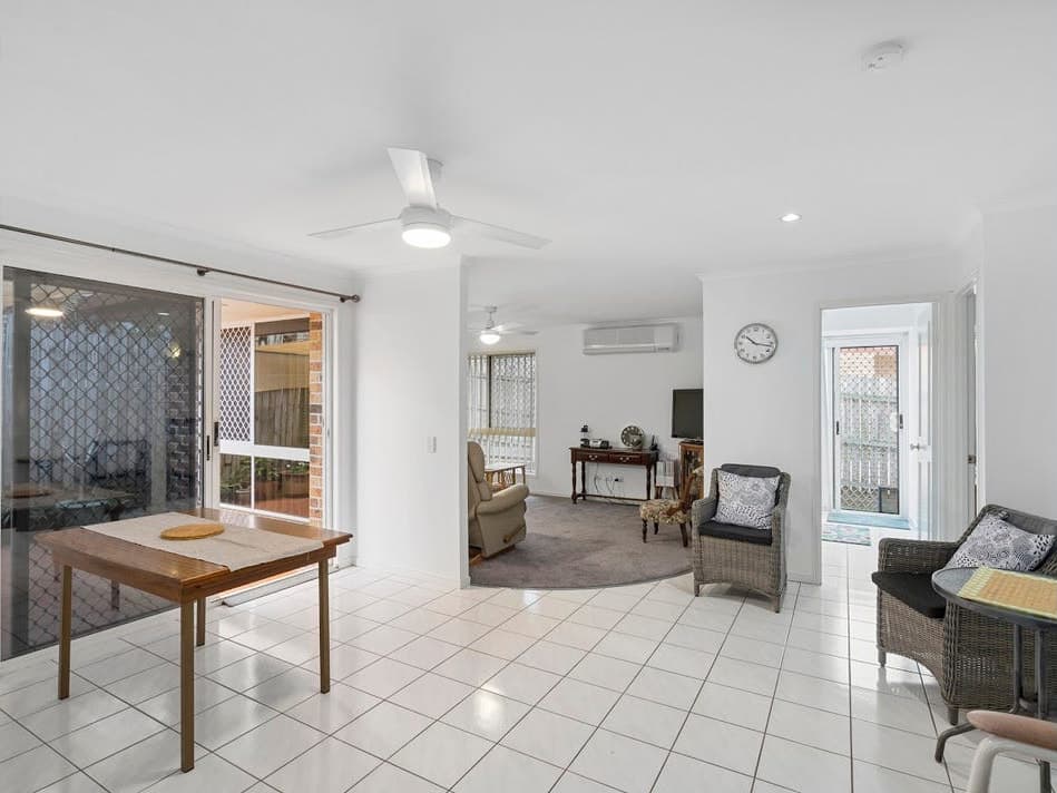 2/36 Chermside Street, WELLINGTON POINT, QLD, 4160, Wellington Point - Thumbnail 2