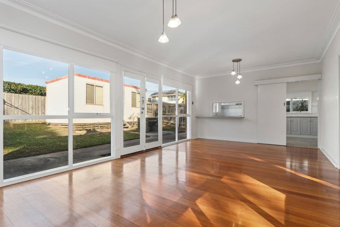5 Elsie Avenue, Seaford, VIC 3198, Seaford - Thumbnail 3