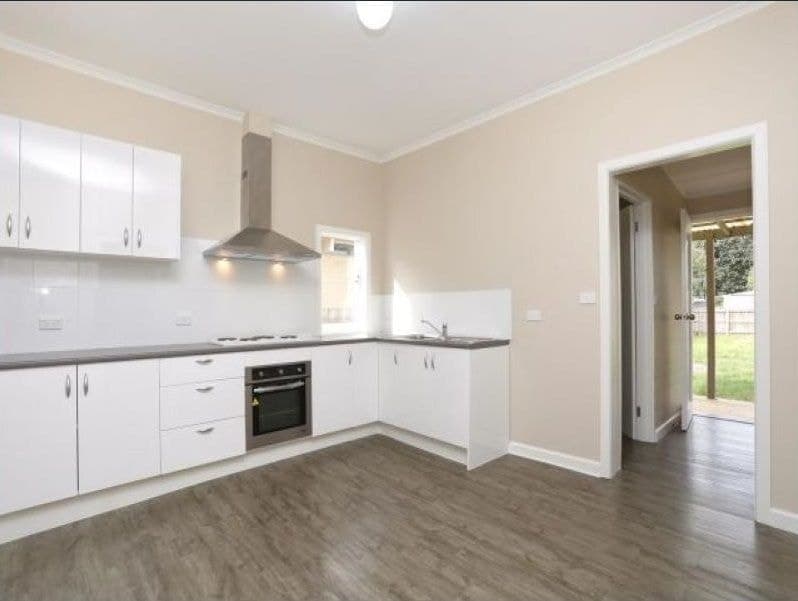 75 Rosslyn Avenue, Seaford, VIC 3198, Seaford - Image 1