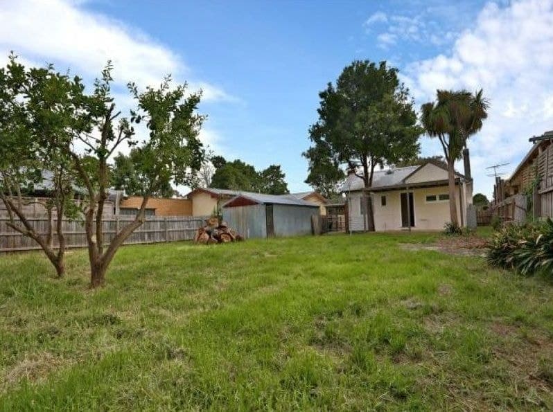 75 Rosslyn Avenue, Seaford, VIC 3198, Seaford - Thumbnail 7