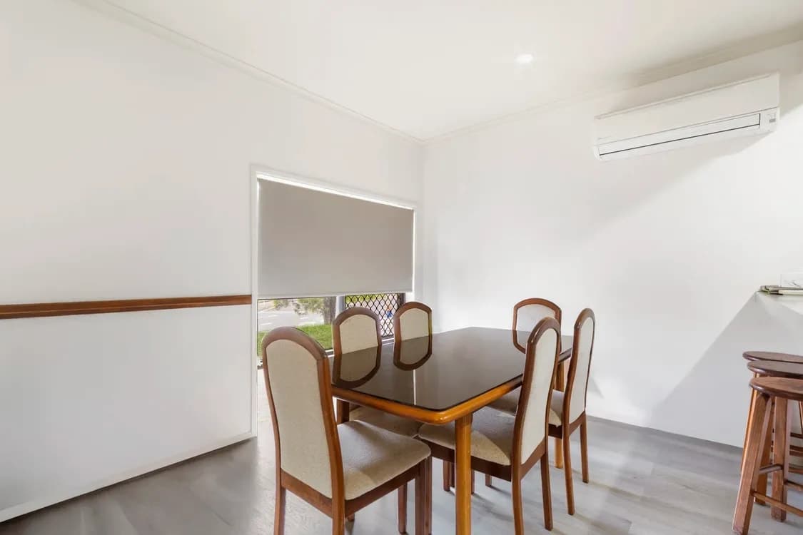 1 Lance Drive, MOUNT WARREN PARK, QLD, 4207, Mount Warren Park - Thumbnail 4